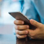副業で人気の物販ビジネスはスマホだけでもできる?注意点は?